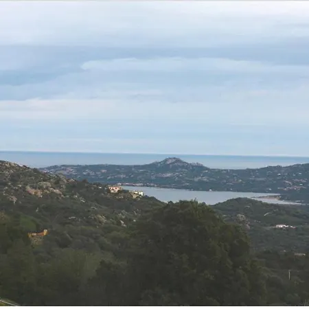 Kima Turchese Andrea 度假居 奧爾比亞